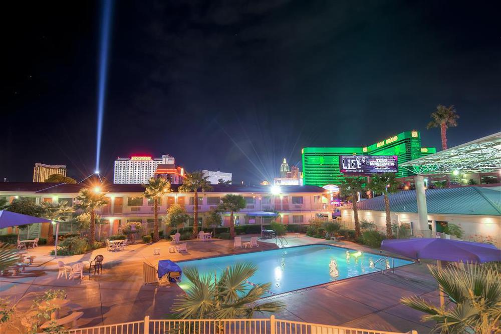 Park Inn By Radisson, Las Vegas I-15 Exterior photo