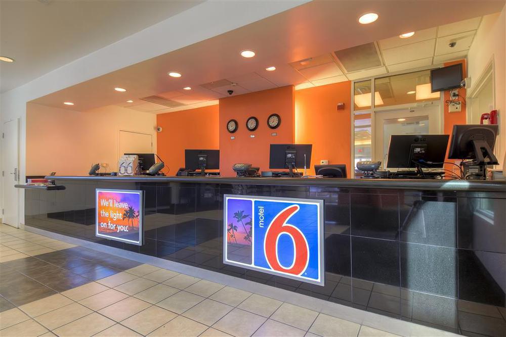Park Inn By Radisson, Las Vegas I-15 Interior photo