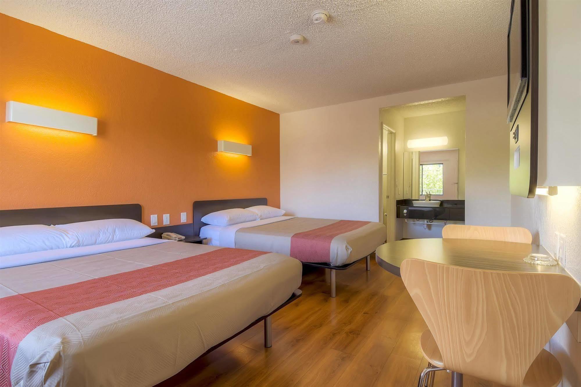 Park Inn By Radisson, Las Vegas I-15 Exterior photo